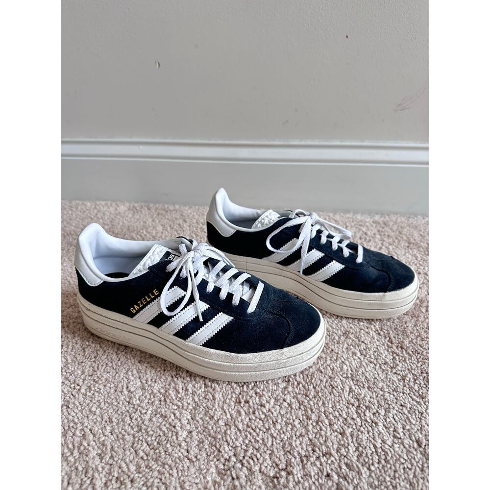 Adidas black and white bold Gazelle platform sneaker, size 7.5